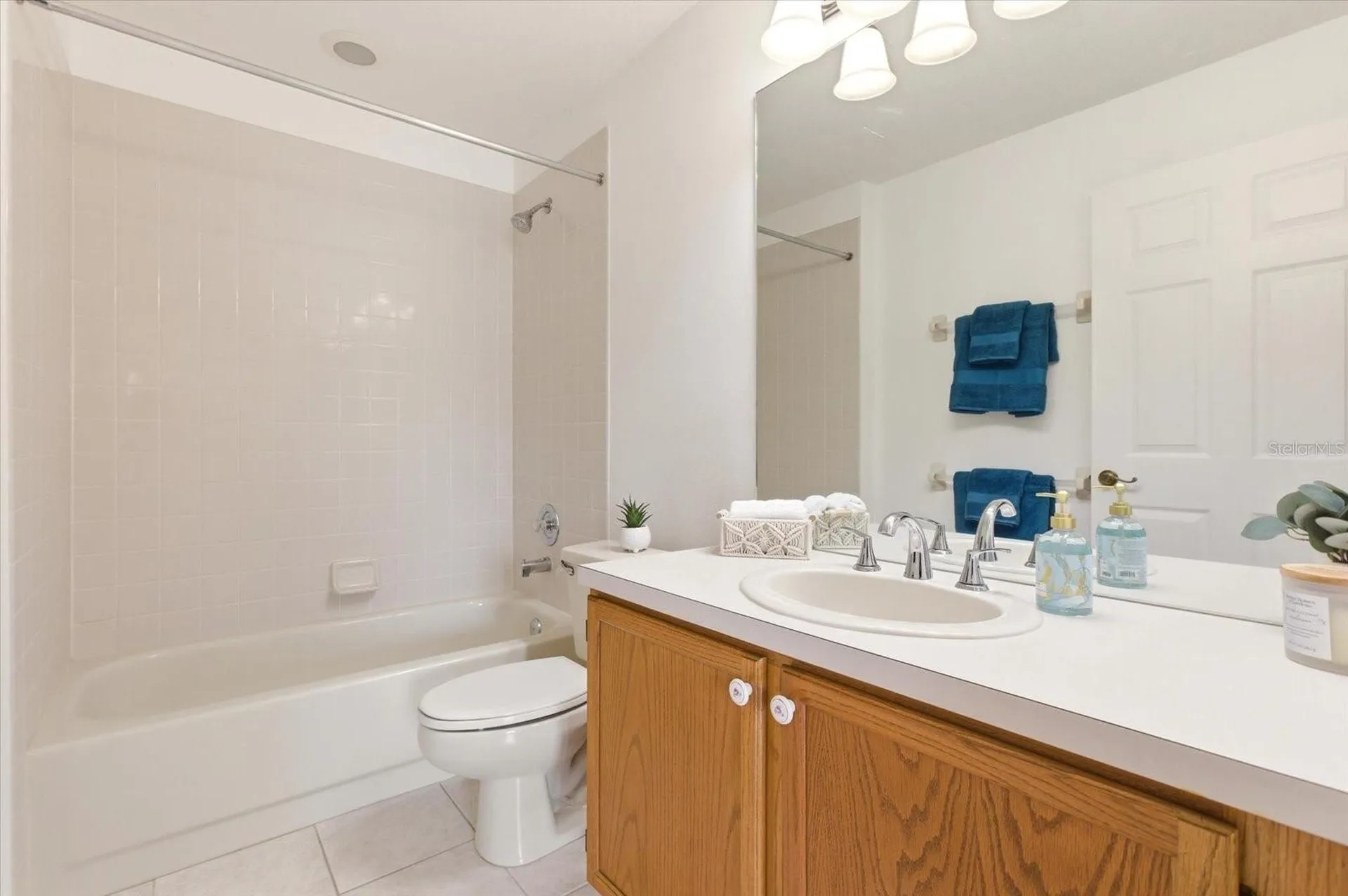 3305 Santa Monica Drive Orlando FL 32822