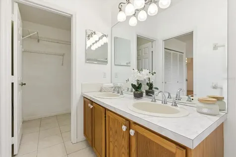 3305 Santa Monica Drive Orlando FL 32822