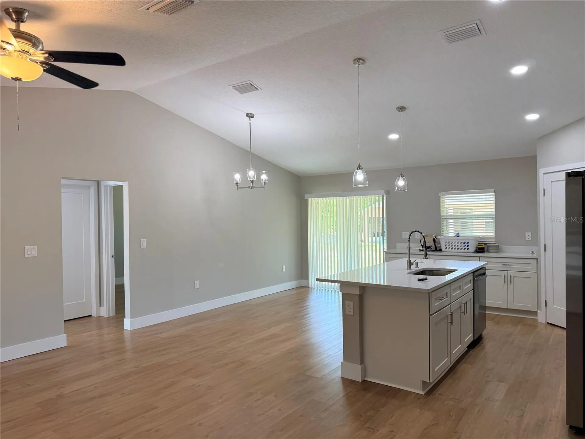2186 W G Martinelli Boulevard Citrus Springs FL 34434