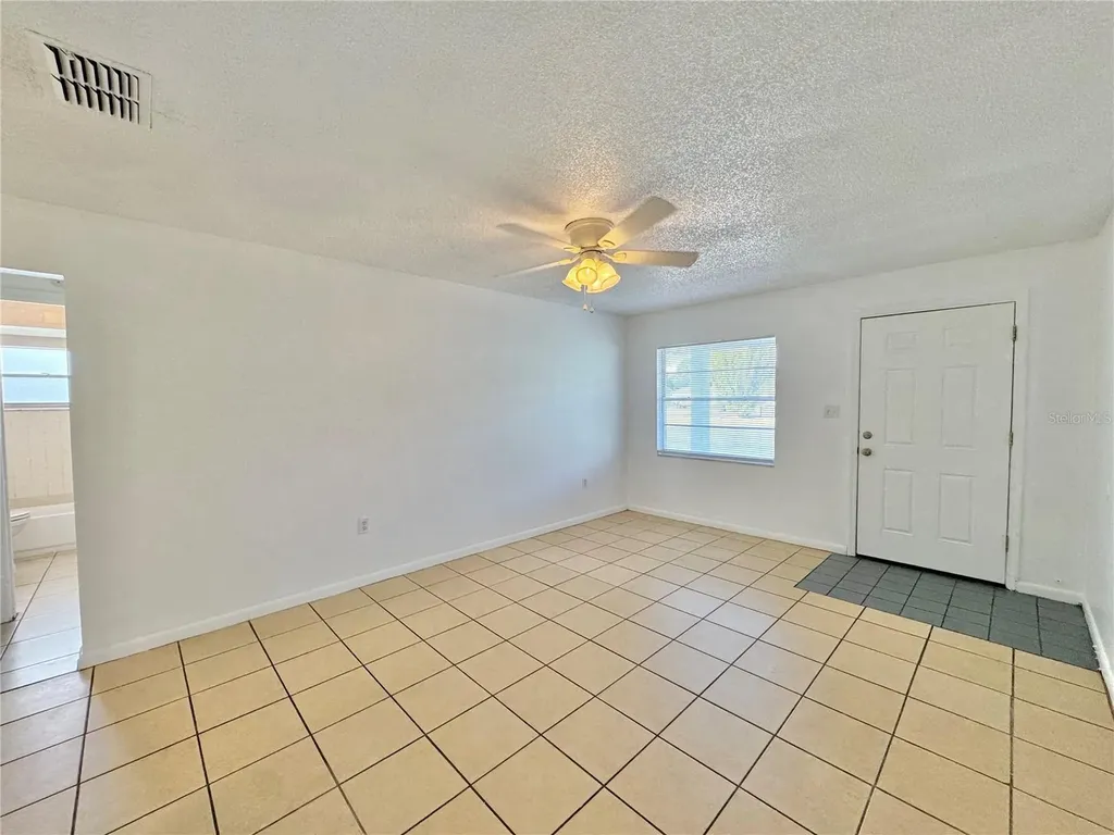 2575 Elm Avenue Lake Wales FL 33898