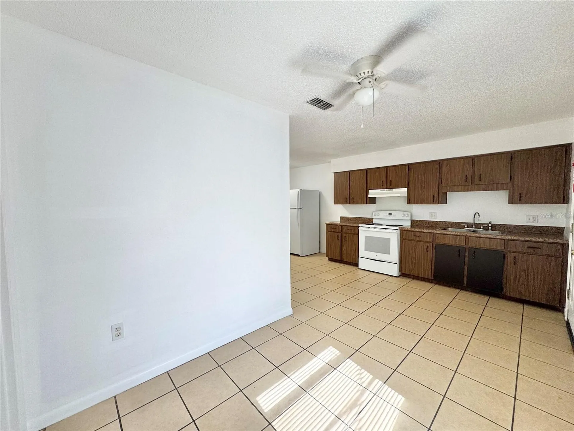 2575 Elm Avenue Lake Wales FL 33898