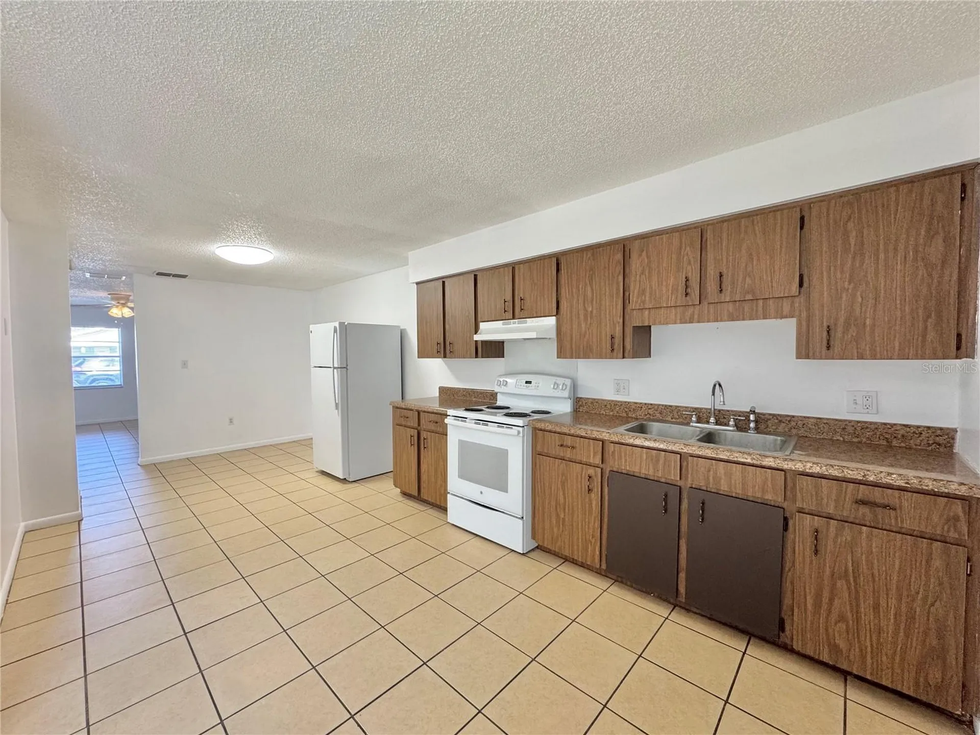 2575 Elm Avenue Lake Wales FL 33898