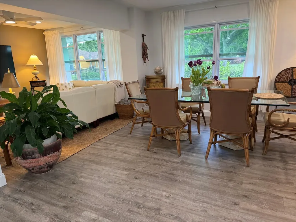 4620 7th Avenue W Bradenton FL 34209