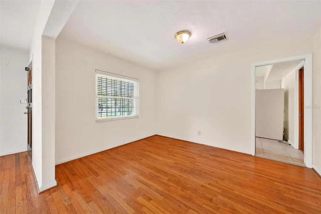 2501 Nancy Street Orlando FL 32806