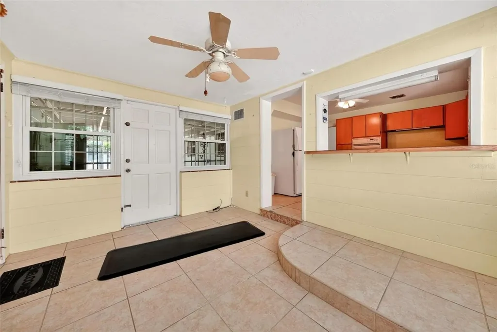 2501 Nancy Street Orlando FL 32806