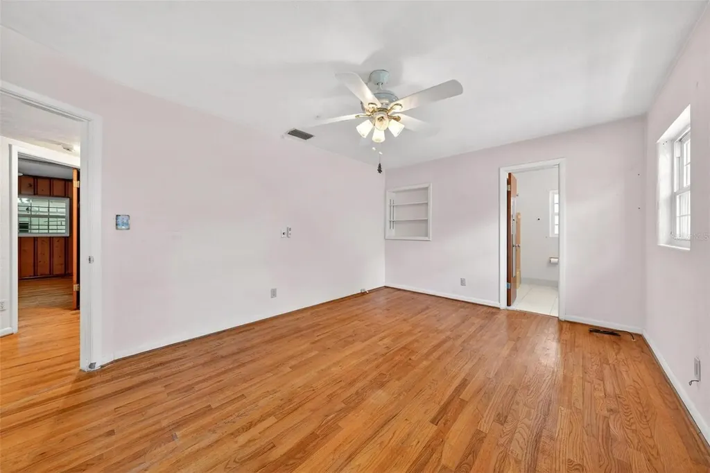 2501 Nancy Street Orlando FL 32806