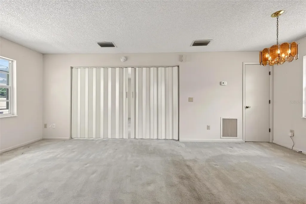 2501 Nancy Street Orlando FL 32806