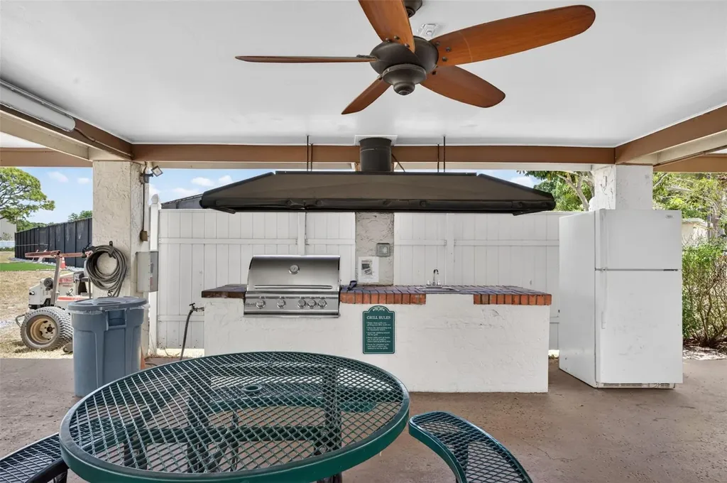 5925 Terrace Park Drive N St Petersburg FL 33709