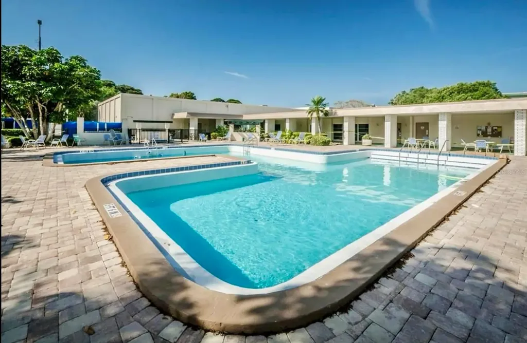 5925 Terrace Park Drive N St Petersburg FL 33709