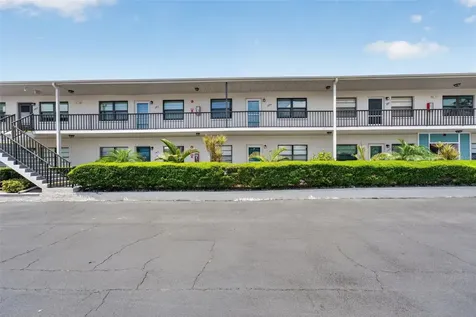 5925 Terrace Park Drive N St Petersburg FL 33709