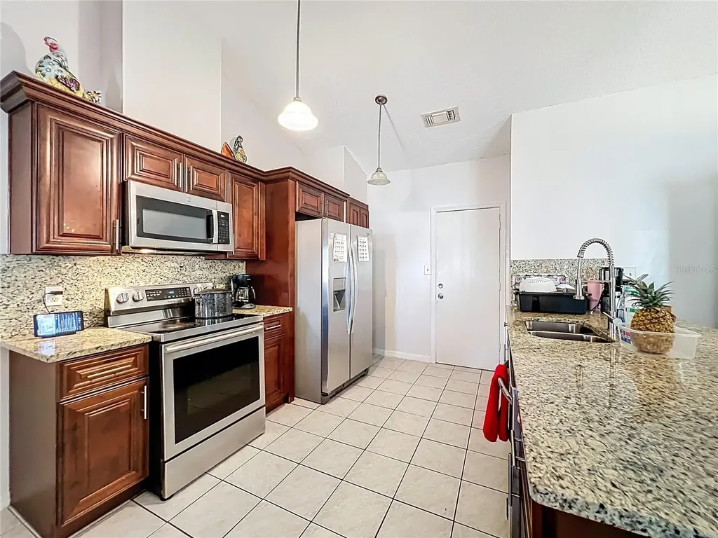 6619 Hiawassee Meadows Drive Orlando FL 32818