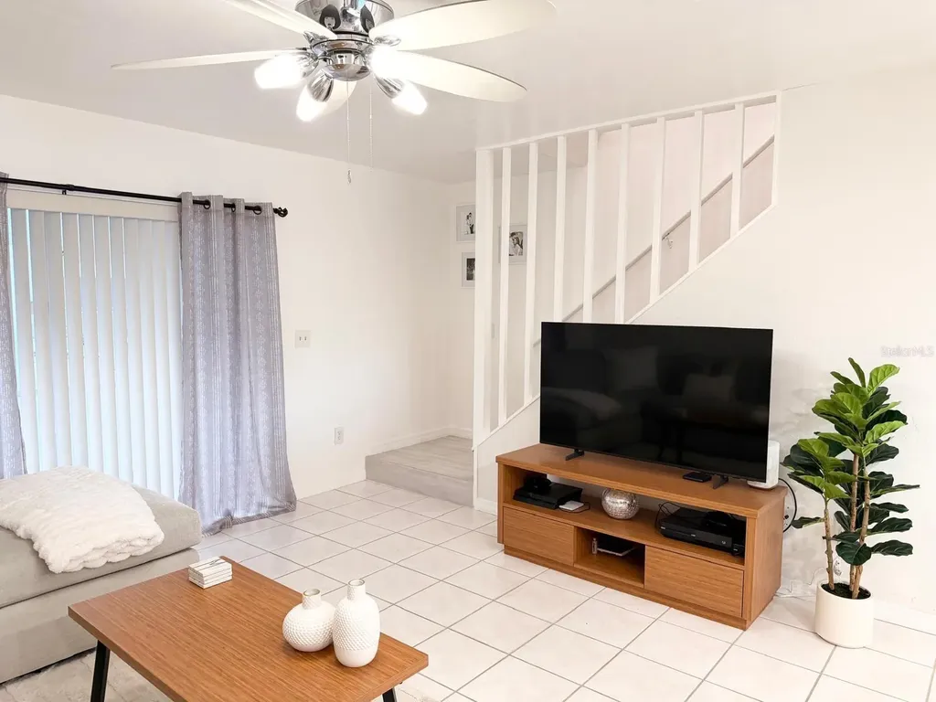 16TH Place Cape Coral FL 33914