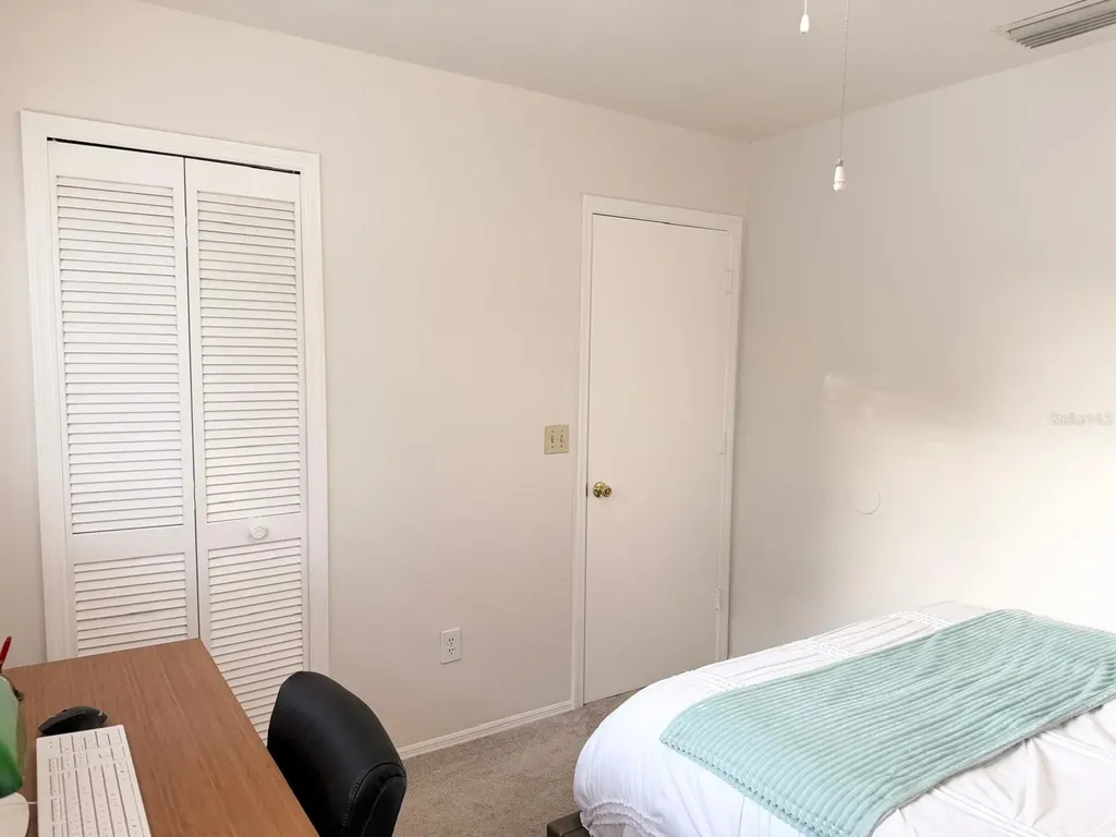 16TH Place Cape Coral FL 33914