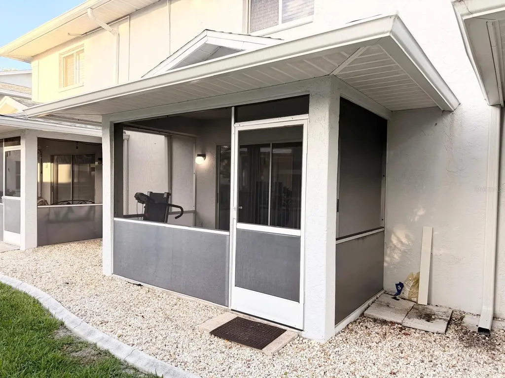 16TH Place Cape Coral FL 33914
