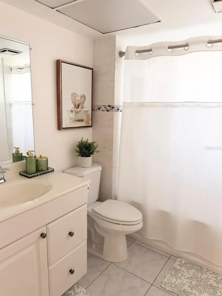 16TH Place Cape Coral FL 33914