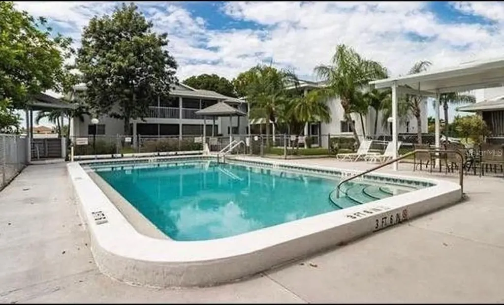 16TH Place Cape Coral FL 33914