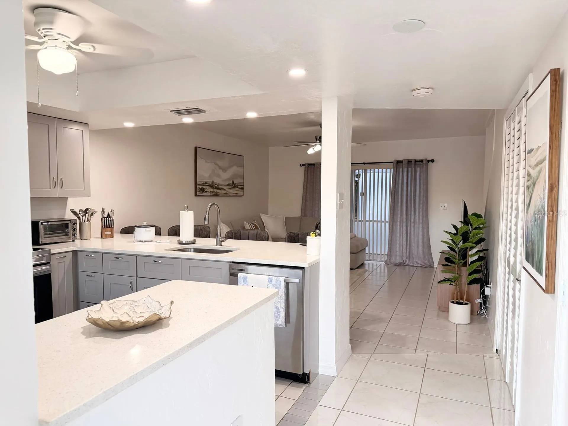 16TH Place Cape Coral FL 33914