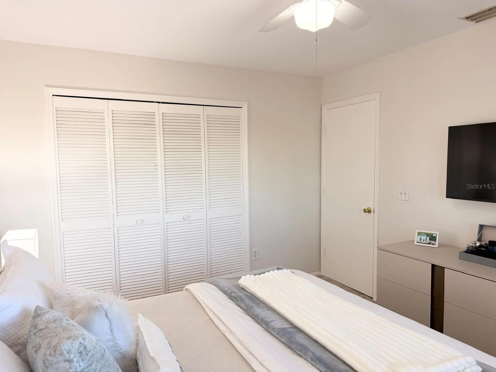 16TH Place Cape Coral FL 33914