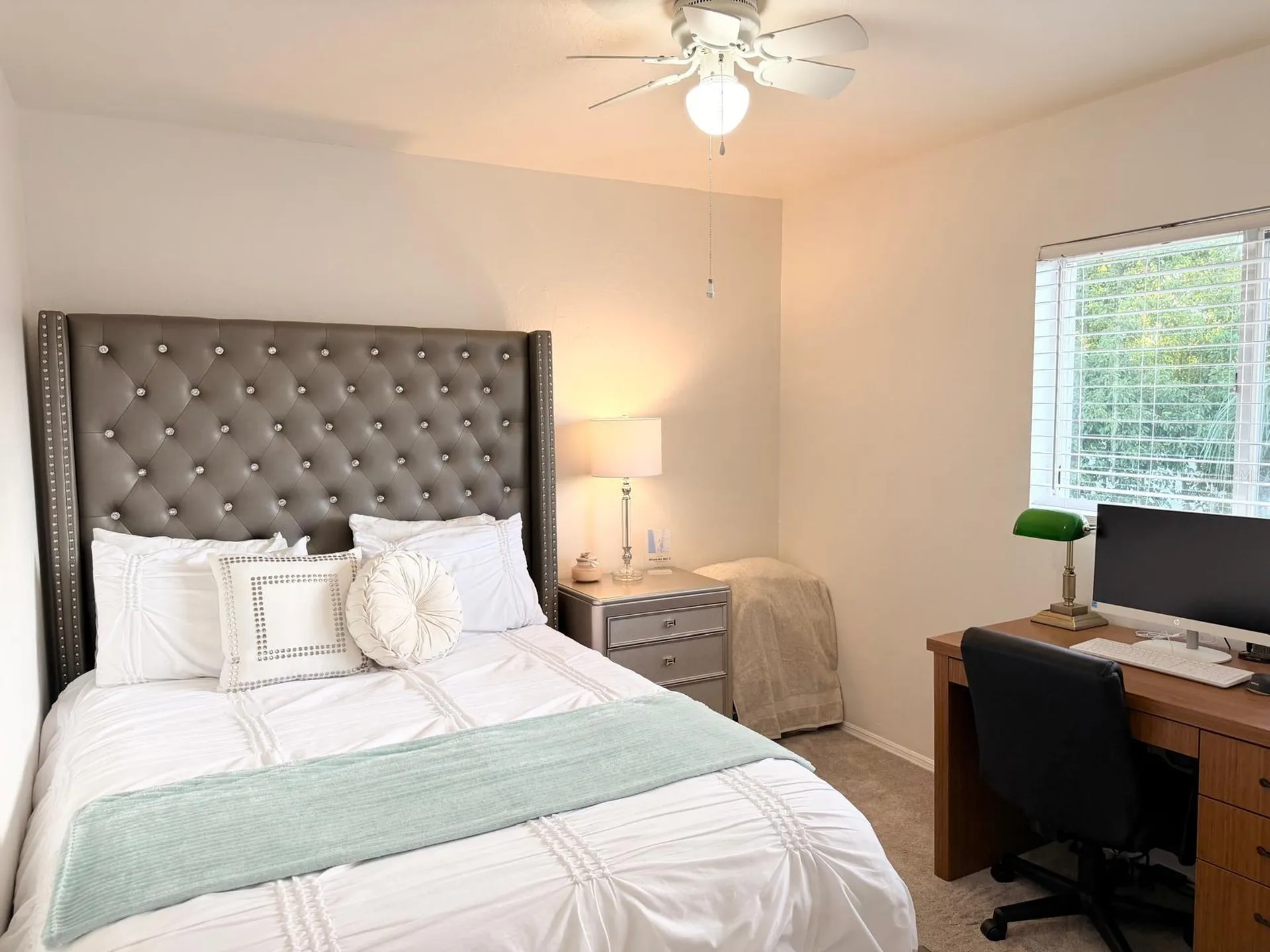 16TH Place Cape Coral FL 33914