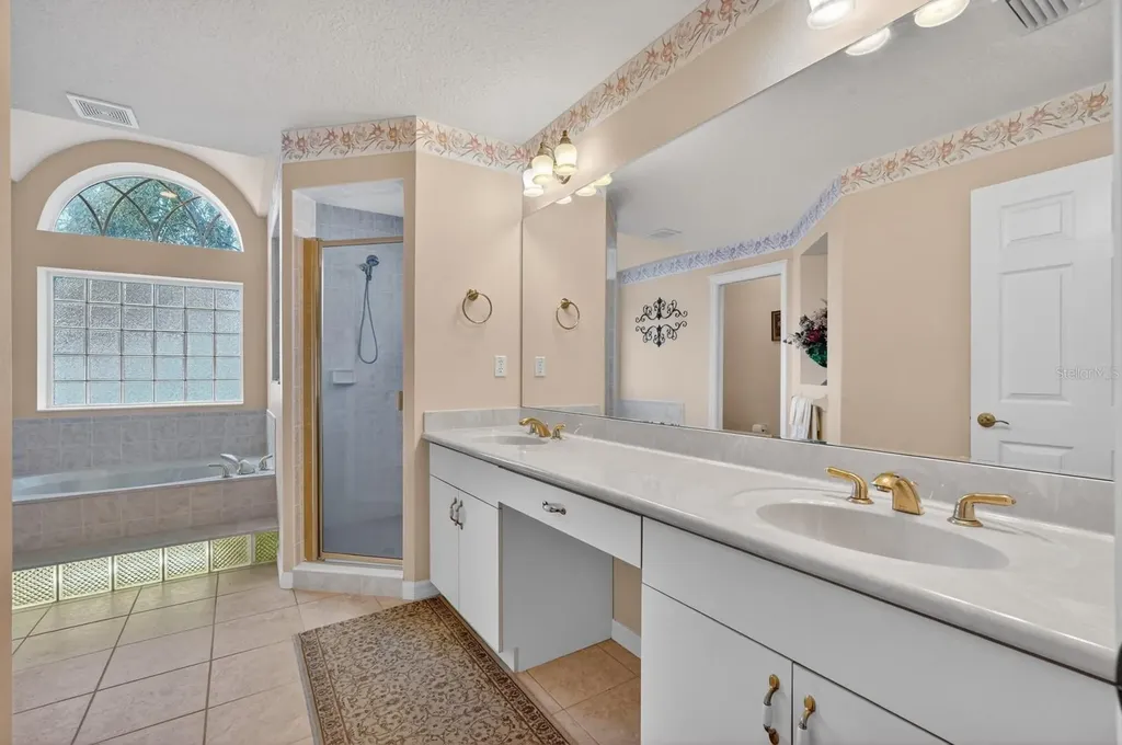 16 Wheeler Lane Palm Coast FL 32164
