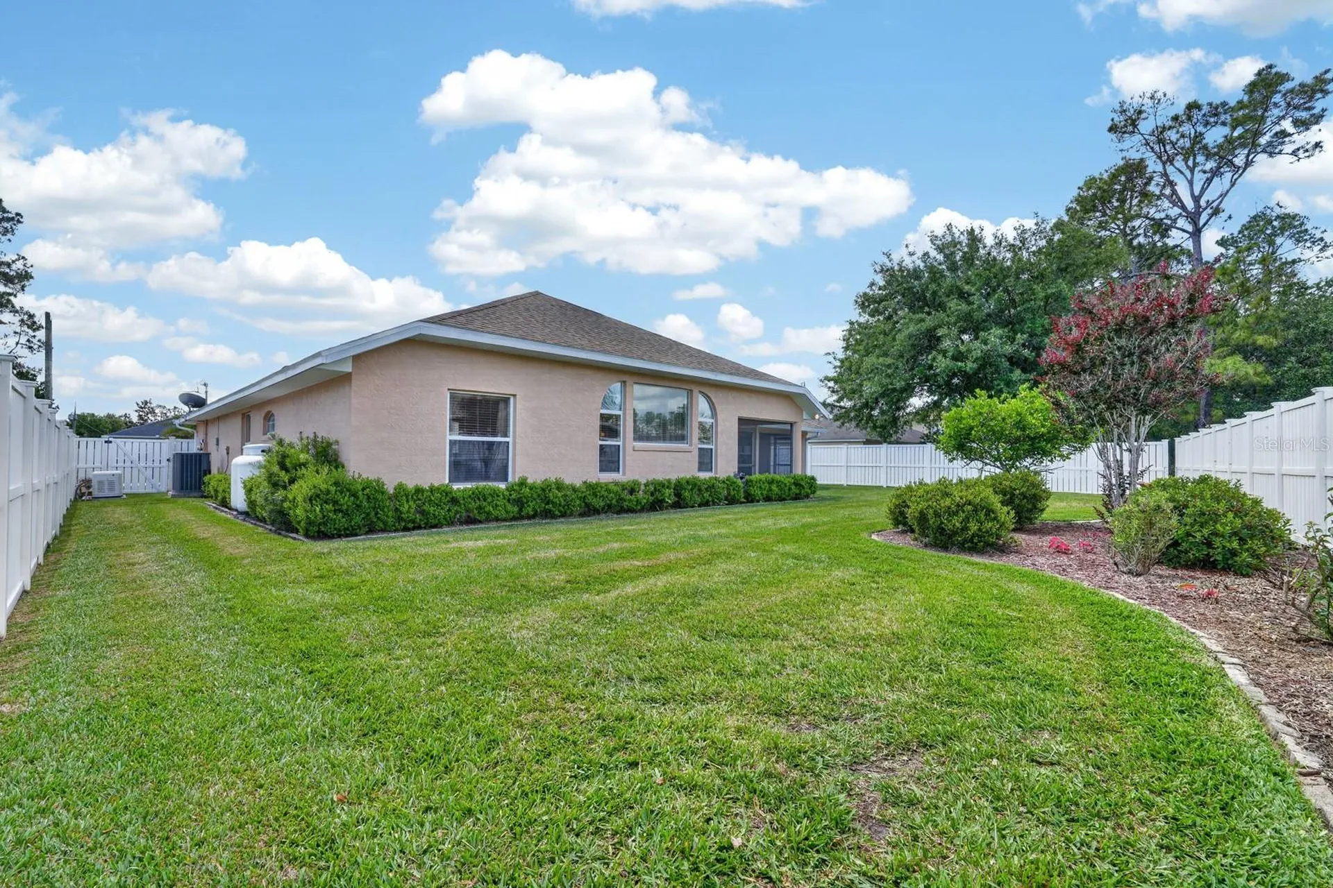 16 Wheeler Lane Palm Coast FL 32164