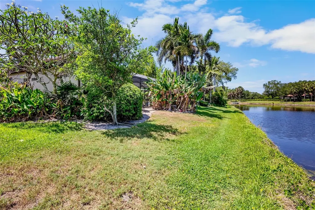 4813 Benchmark Court Sarasota FL 34238