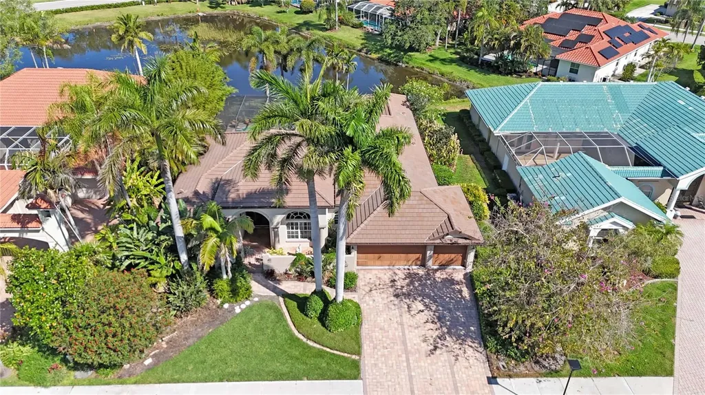 4813 Benchmark Court Sarasota FL 34238