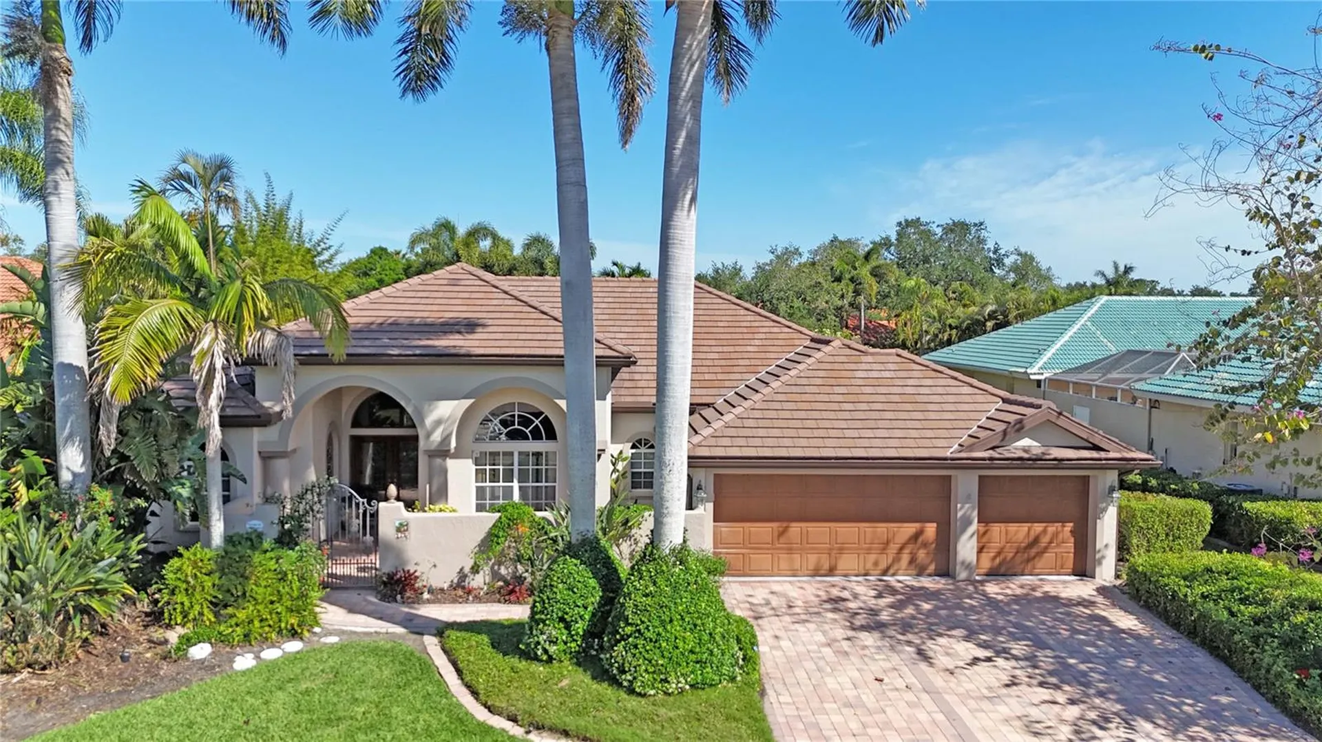 4813 Benchmark Court Sarasota FL 34238