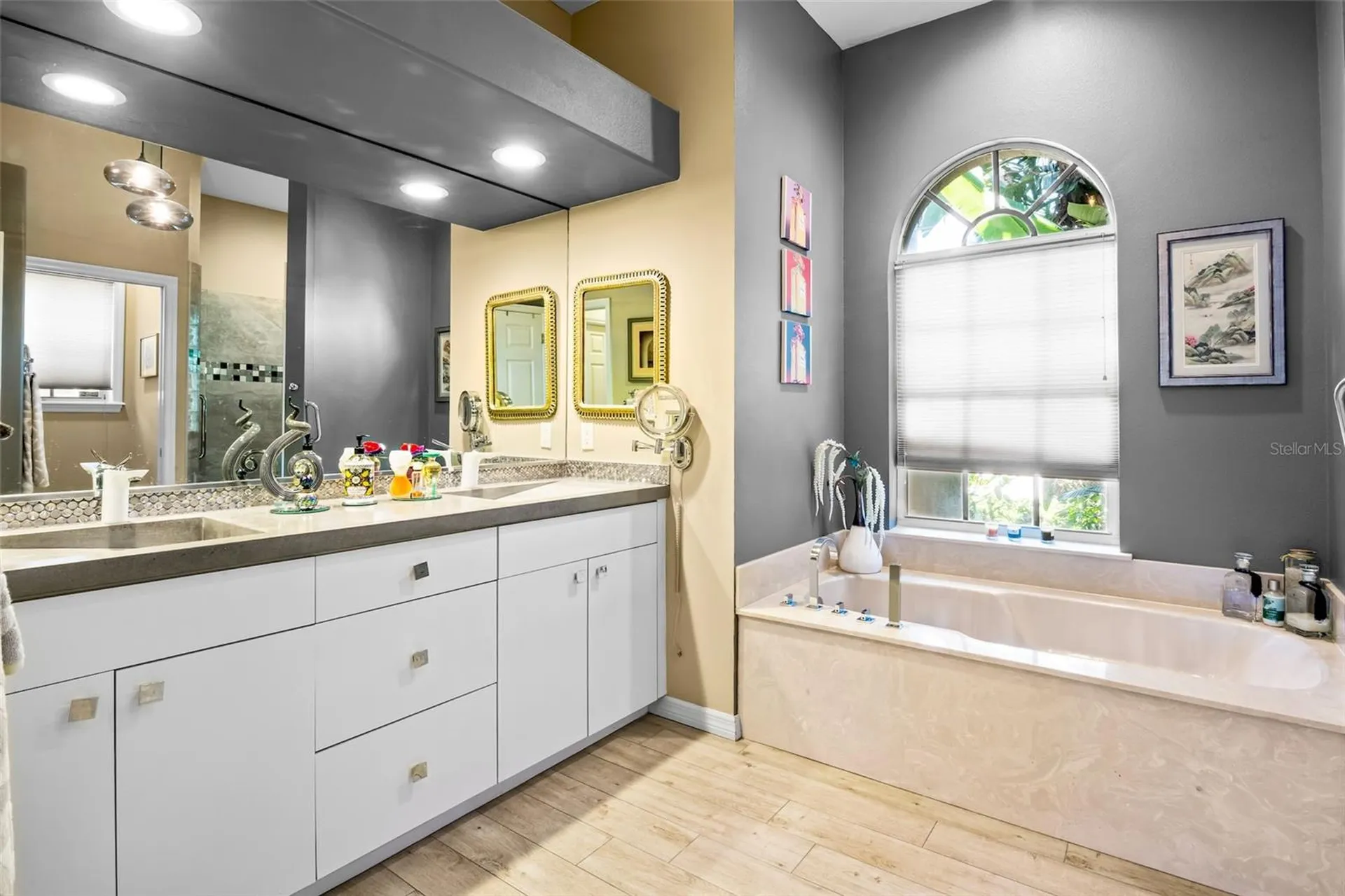 4813 Benchmark Court Sarasota FL 34238