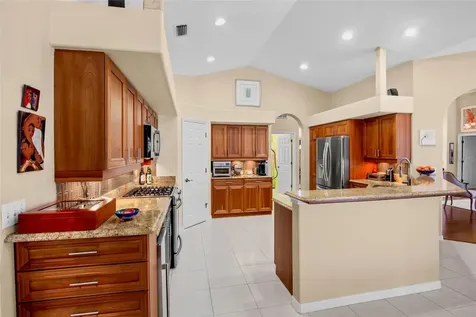 4813 Benchmark Court Sarasota FL 34238