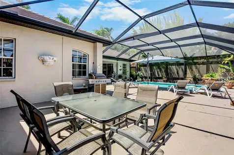 4813 Benchmark Court Sarasota FL 34238