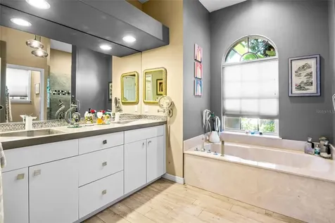 4813 Benchmark Court Sarasota FL 34238