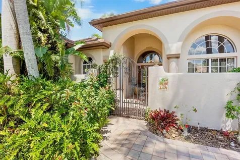 4813 Benchmark Court Sarasota FL 34238