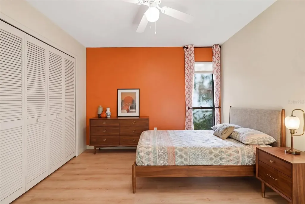 4295 Woodview Drive Sarasota FL 34232