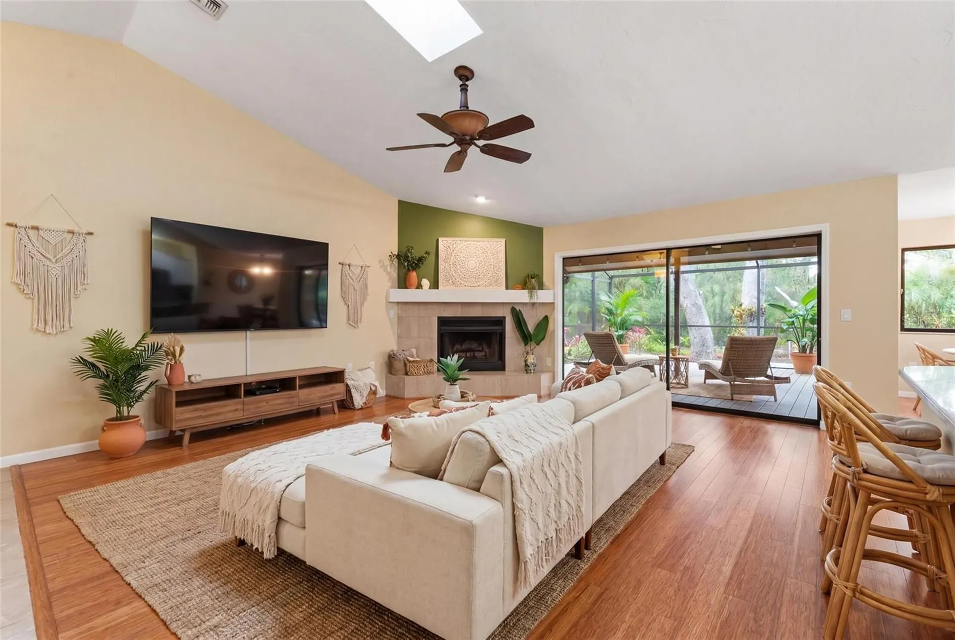 4295 Woodview Drive Sarasota FL 34232