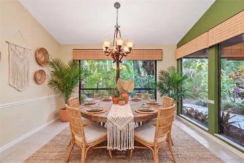 4295 Woodview Drive Sarasota FL 34232