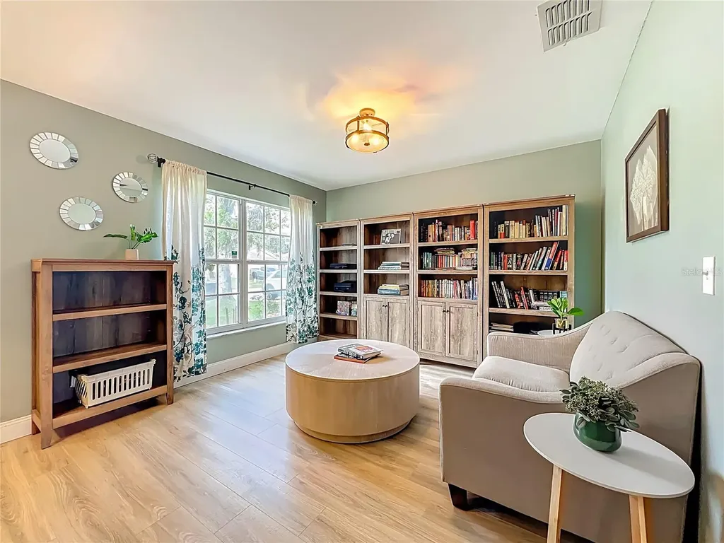 951 Crystal Bay Lane Orlando FL 32828