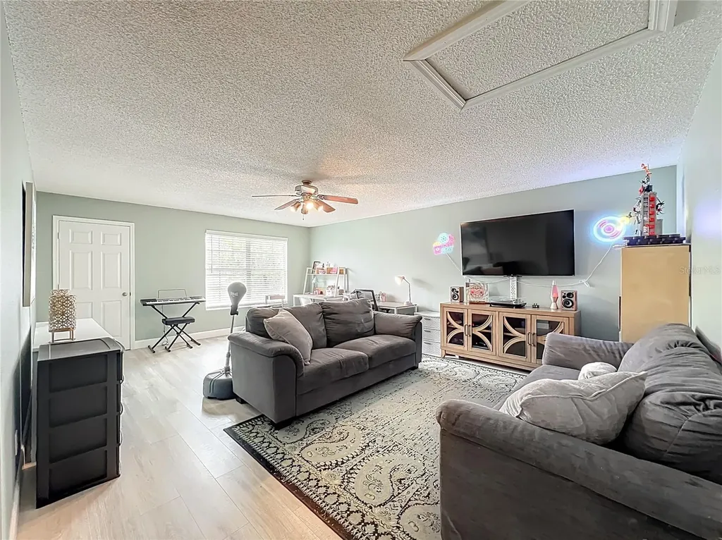 951 Crystal Bay Lane Orlando FL 32828