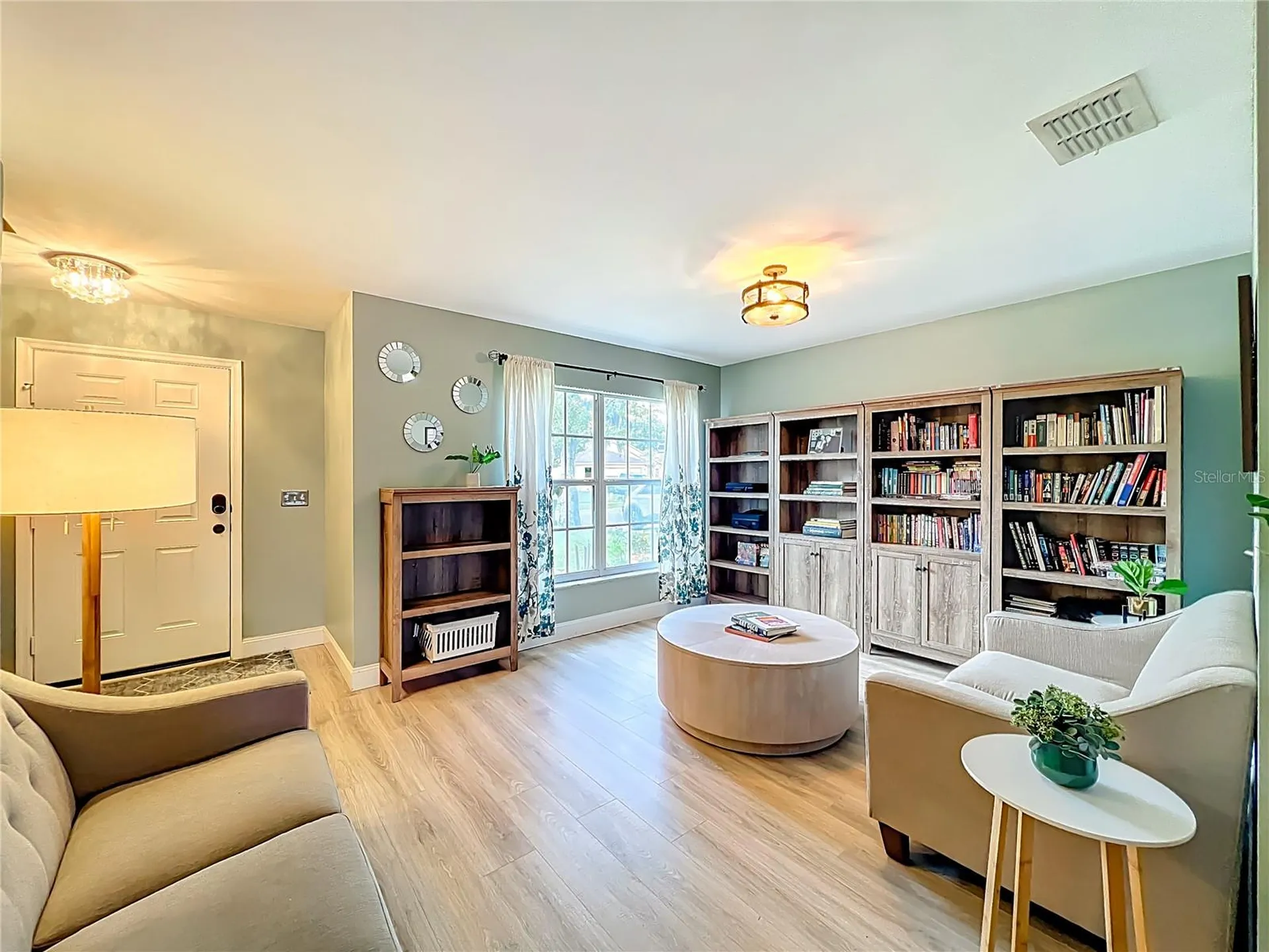 951 Crystal Bay Lane Orlando FL 32828