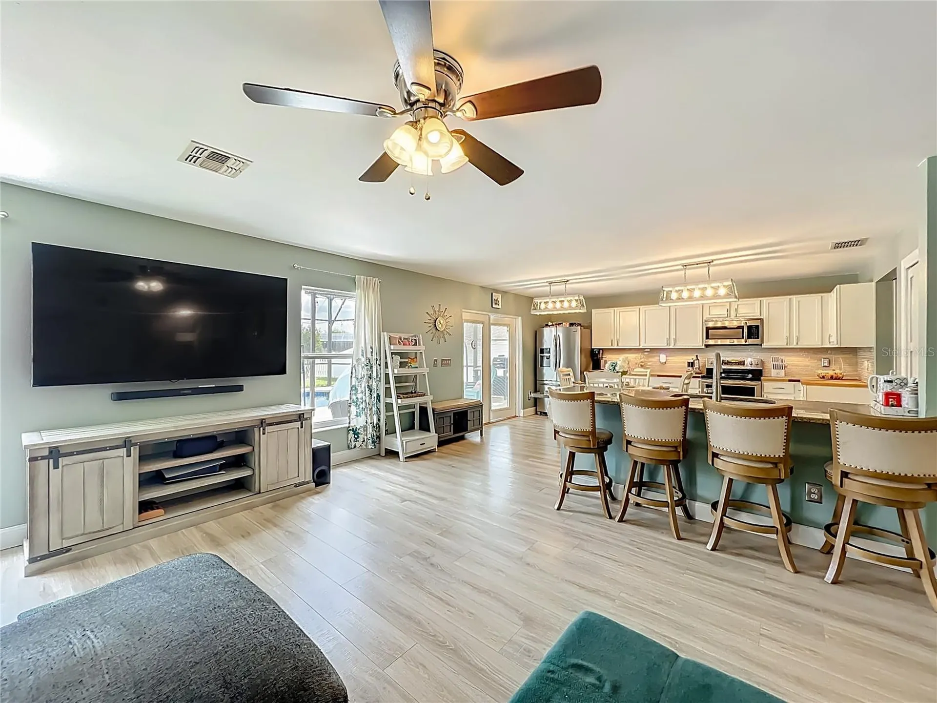 951 Crystal Bay Lane Orlando FL 32828