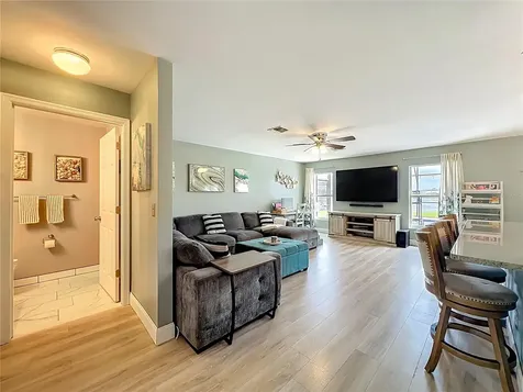 951 Crystal Bay Lane Orlando FL 32828