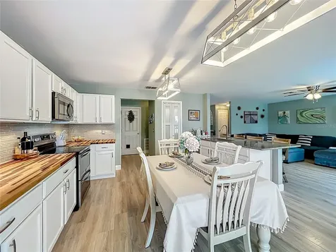951 Crystal Bay Lane Orlando FL 32828