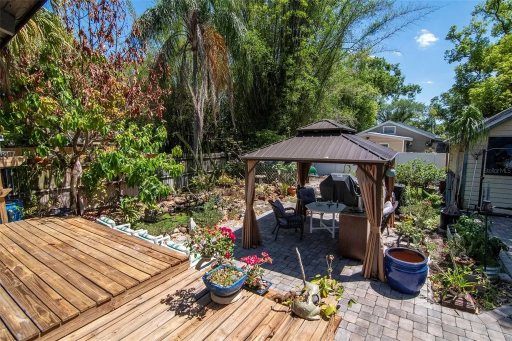 220 W Fern Street Tampa FL 33604
