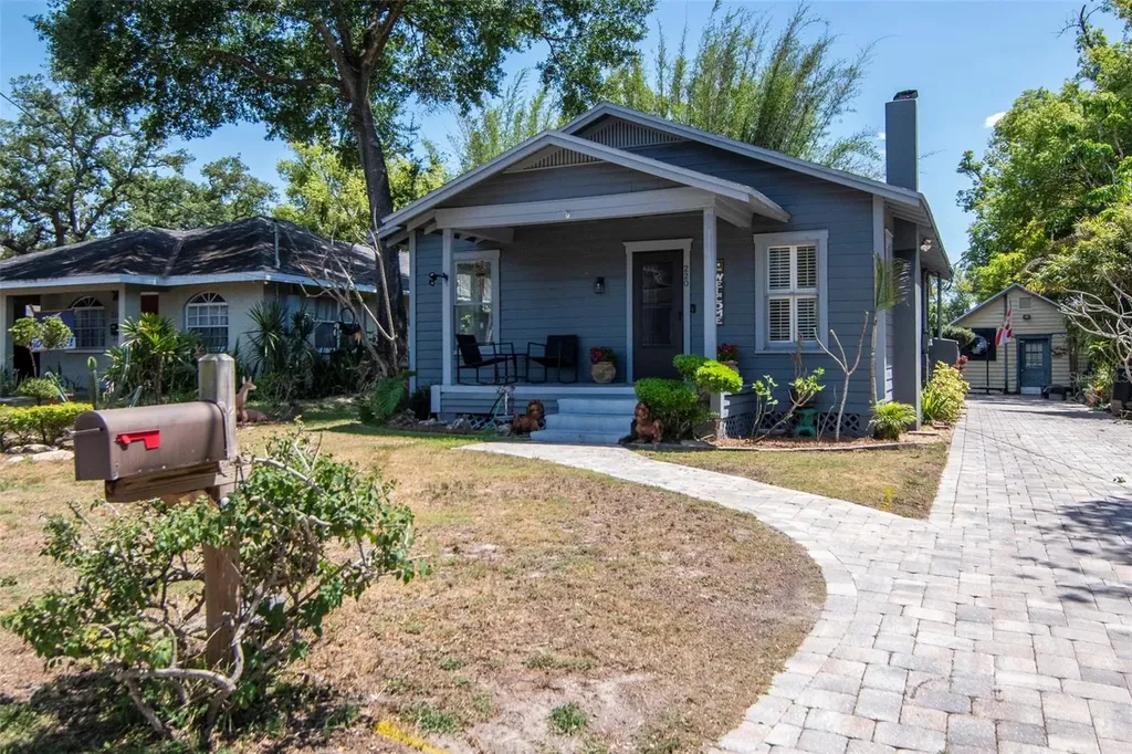 220 W Fern Street Tampa FL 33604