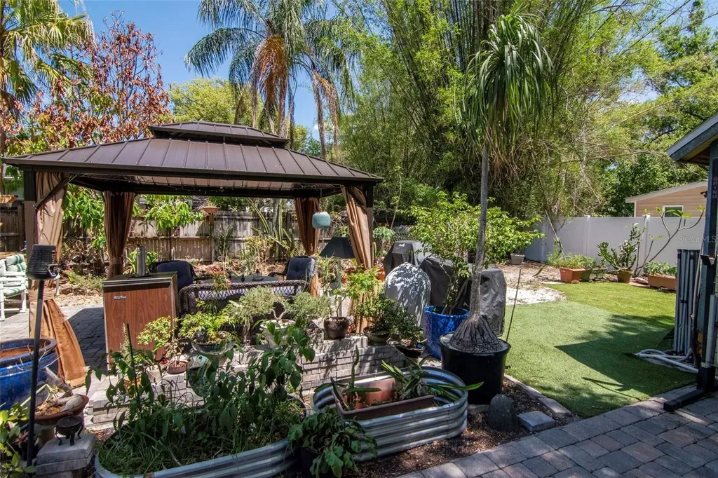 220 W Fern Street Tampa FL 33604