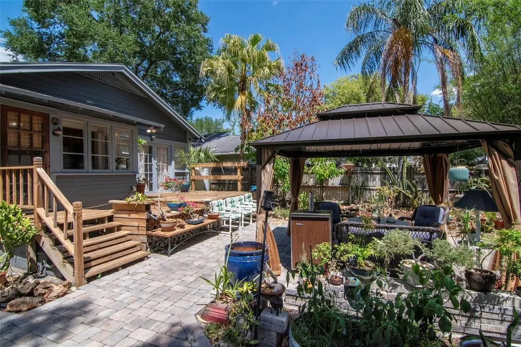 220 W Fern Street Tampa FL 33604
