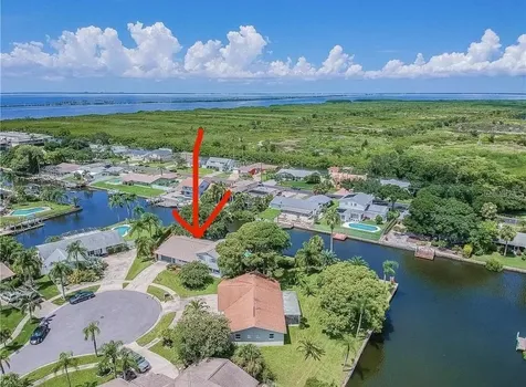 8728 Cobblestone Drive Tampa FL 33615