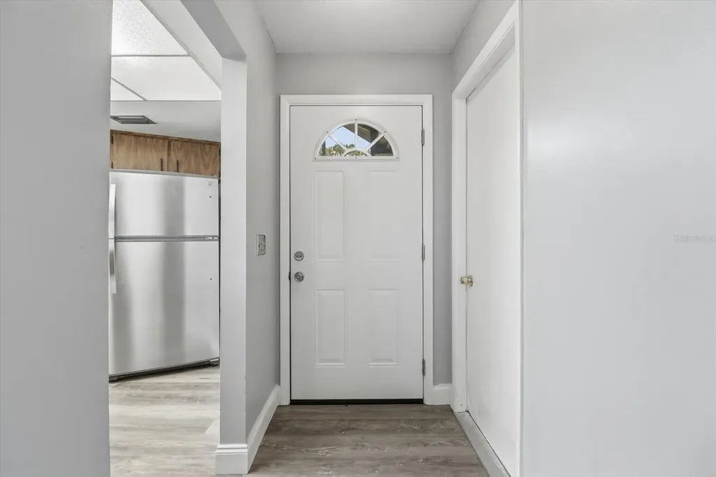 54 Jamaica Street Homosassa FL 34446