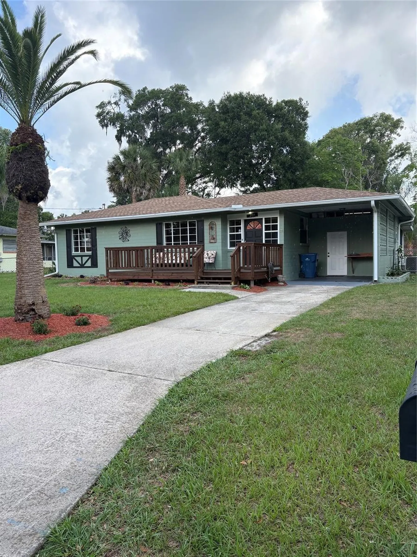 219 Kensington Avenue Deland FL 32724
