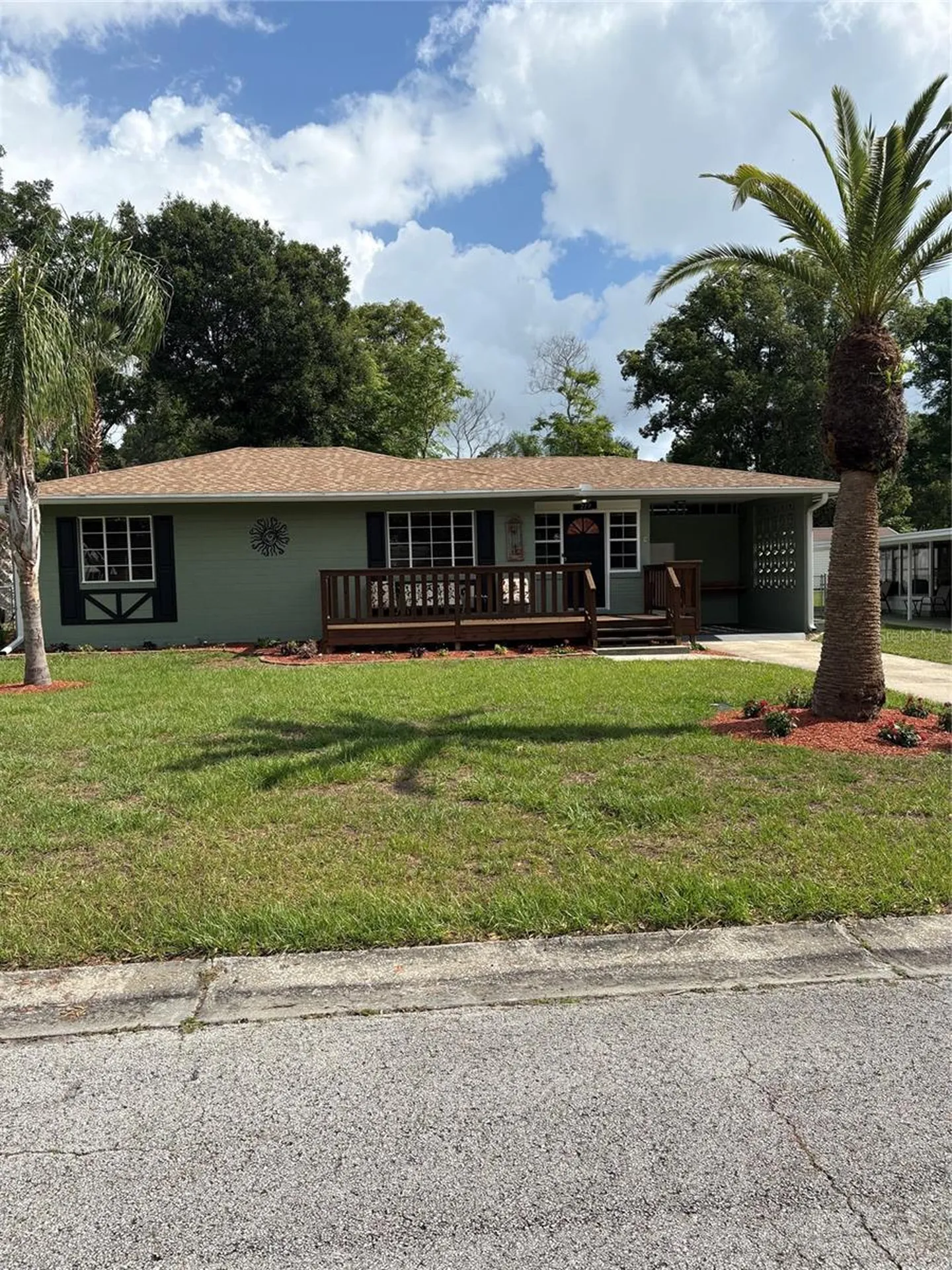 219 Kensington Avenue Deland FL 32724